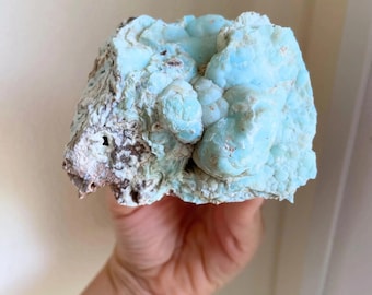 Rare Raw Hemimorphite Specimen: Natura Crystal for Tranquility And Communication, Exact One