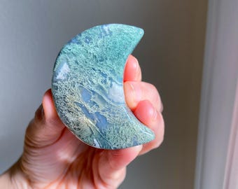 Moss Agate Crescent Moon, Heart Chakra, Healing Crystal Carving, Exact One, 2"