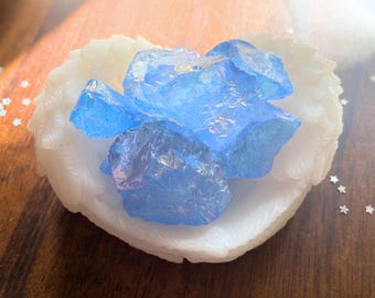 Trozos de cuarzo azul ángel en bruto, cristal curativo sin pulir, chakra de la garganta, elegido intuitivamente.