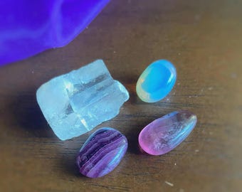 Set de regalo de sanación con cristales para la claridad y la transformación: Set de cuatro cristales, exactamente los que se muestran en la imagen.