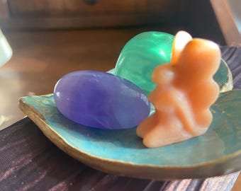 Set de regalo de cristales de energía de hadas / Cristal de fluorita, obsidiana verde pulida, mini figura de hada