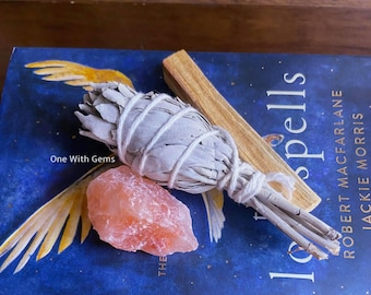 Energy Cleansing Gift Set: Palo Santo, Sage, Himalayan Salt And Tiger's Eye