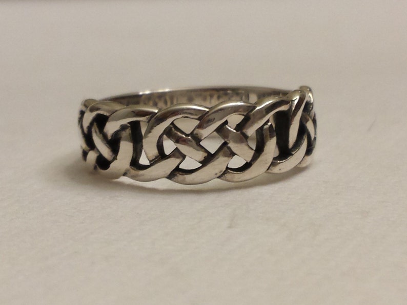 Celtic knot ring, sterling silver celtic ring, irish ring image 1