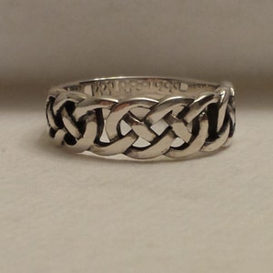Celtic knot ring, sterling silver celtic ring, irish ring image 3