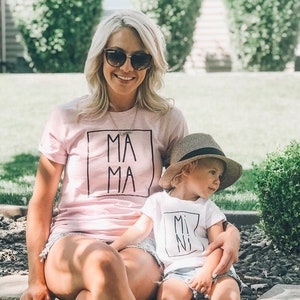 MAMA & MINI Shirts, Mama Mini Shirt Set, Mama Mini Shirts, Cute Mommy and Me Set, Mother Daughter Shirts, Cute Matching Shirts Set Mommy Me