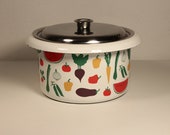 Enamel pot Vegeta from Finel Heikki Orvola Finland