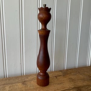 Molinillo de pimienta escandinavo de teca BR Dinamarca MCM Mediados de siglo