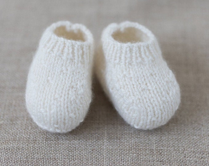 knitting Pattern Baby Booties Instructions in French Instant Digital Download PDF Sizes Newborn to 12 months