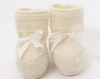 knitting Pattern Baby Booties Instructions in French Instant Digital Download PDF Sizes Newborn to 12 months