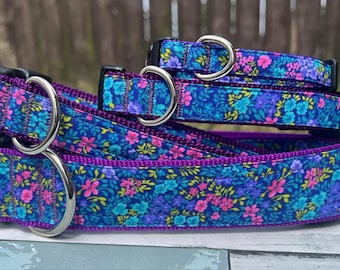 Floral Blue Dog Collar, Summer Garden Dog Leash, Durable Purple Key Chain Fob