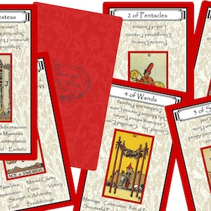 Tarot met sleutelwoorden (rood). Gloednieuw. Zelf gepubliceerd.