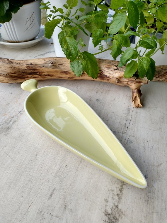 GEFYR by Stig Lindberg for Gustavsberg, Yellow Dish, Radish - Etsy