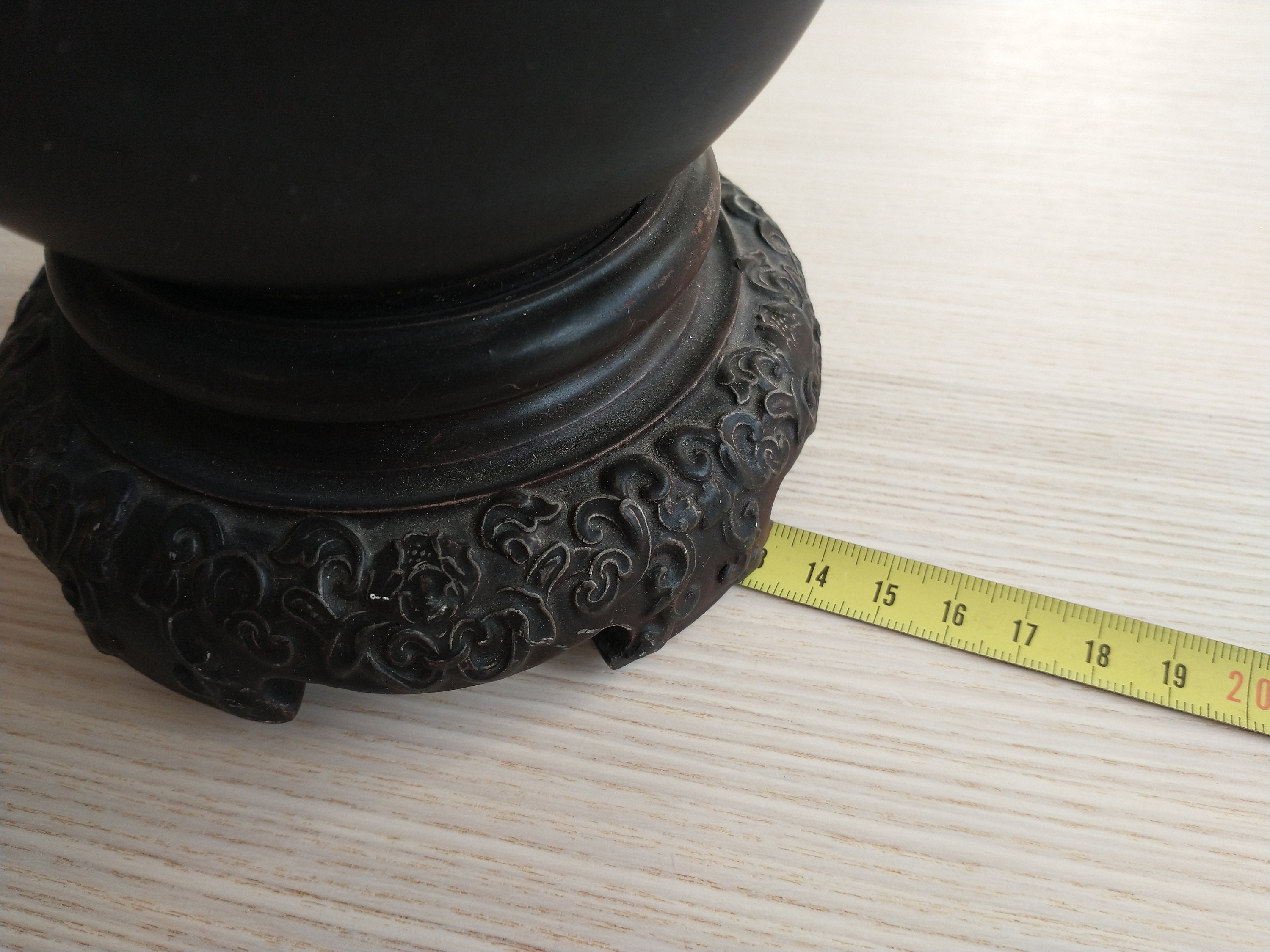 漆器製 黒色花瓶 龍の装飾 大型中国製黒漆花瓶、龍、センターピース - Etsy 日本