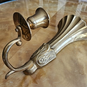 Magnifique applique/bougeoir en laiton, France