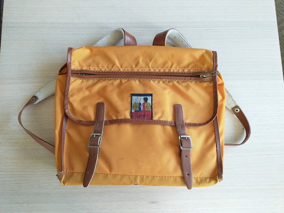 lululemon belt bag reddit New bag, new bag dump. Lululemon Everywhere Belt Bag 2L size in Red Merlot.  : r/whatsinthebag