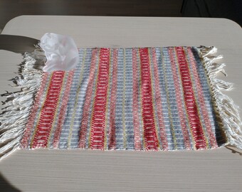 Sweet Scandinavian Hand Woven Table Runner / Pink Red / Decor