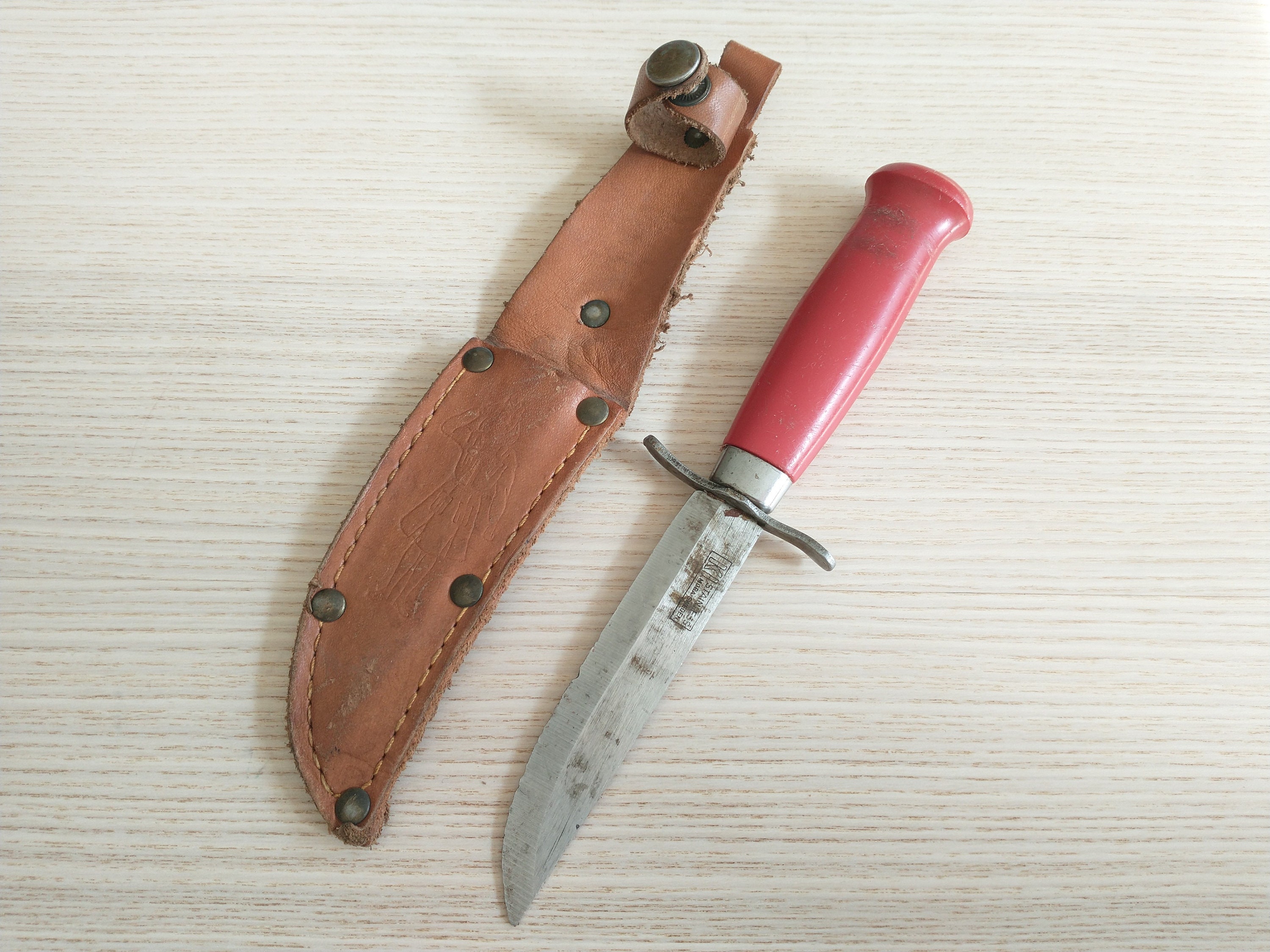 Frosts Mora Laminated Steel Vintage Knife, Made in Sweden, Original Sheath