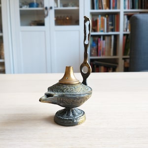 Small Bronze Oil Lamp / Aladdin Genie Lantern / Vintage Boho Ornament / Sconce