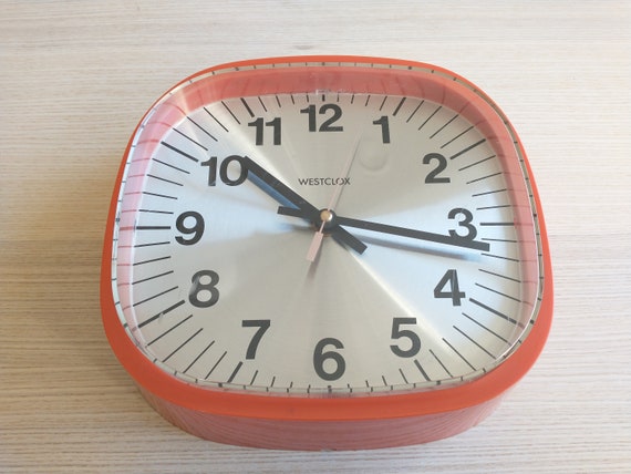 Westclox Scotland, Red, POP, Wall Clock, Kitchen Clock, Vintage