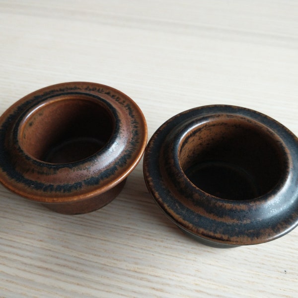 Pair Arabia Ruska Stoneware Egg Cups, Ulla Procopé, Finnish Design