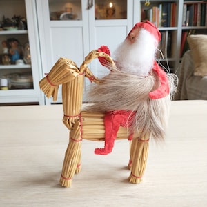 Julenissen und Yule Ziege / Chenille Pfeifenputzer Nikolaus / Skandinavische Weihnachtsverzierung