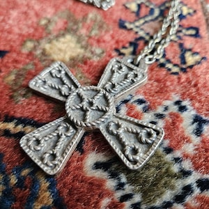 Ciondolo croce norvegese vintage in peltro/A. Holthe Arendal/Regalo