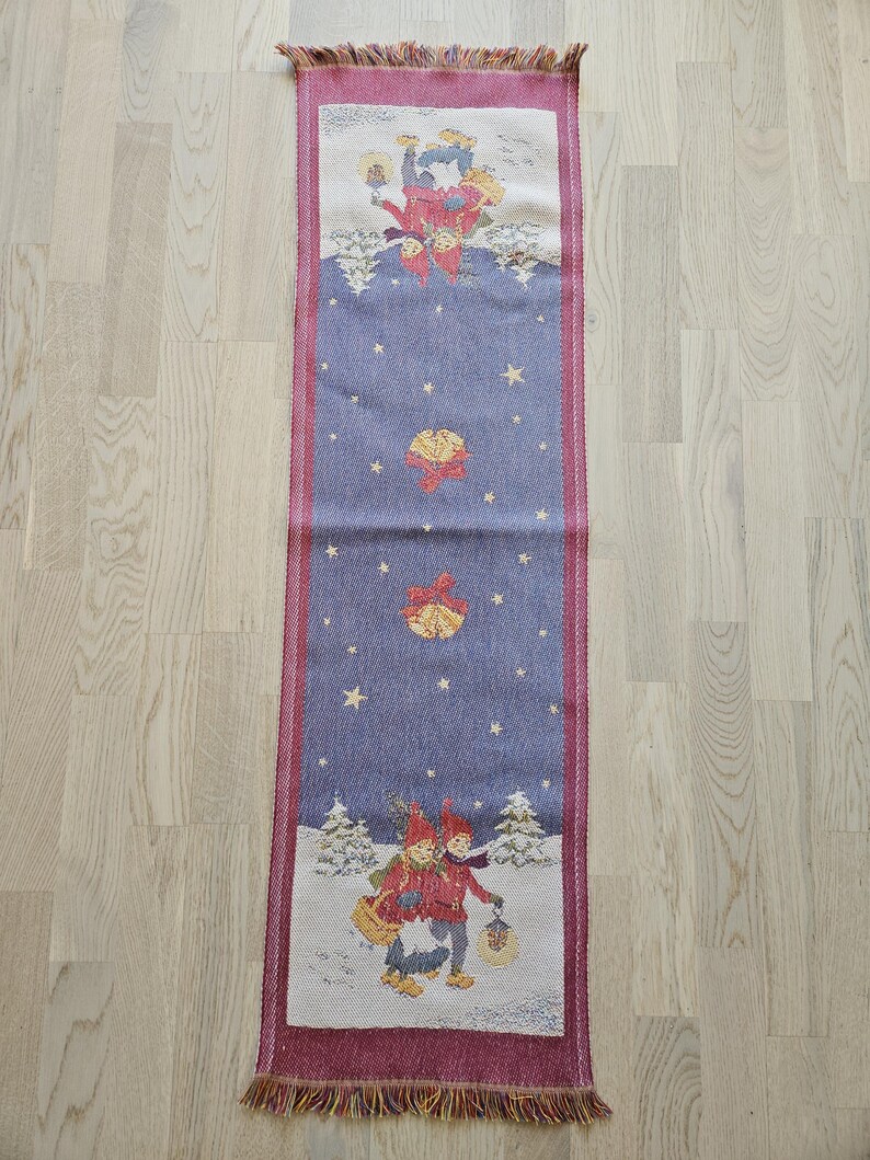 Ekelund Table Runner