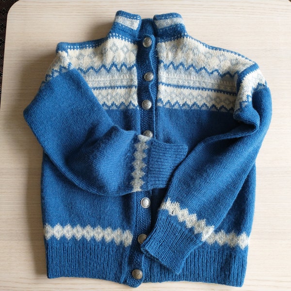 Kofte norvégien tricoté à la main / Pull traditionnel norvégien
