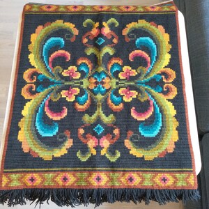 Atemberaubende Norwegische Stickerei / Volkskunst / Rosemaling Wanddekor / Bauernhaus Wanddekor