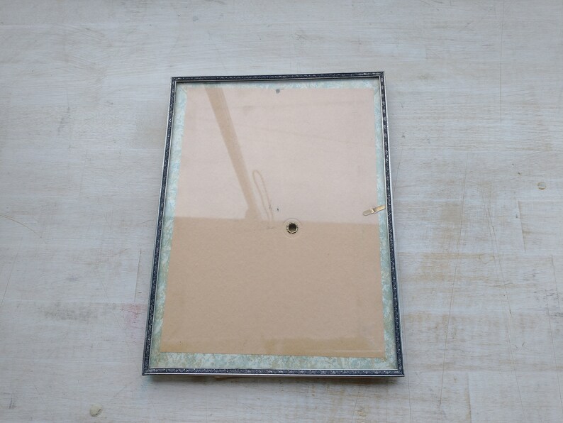 Simple Scandinavian Antique Frame