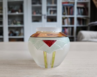 Stunning Little Art Deco Vase / Glass Art / Green