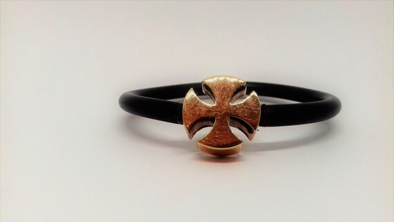 Gold Cross II Bracelet in Rubber Cord and Brass Metal Gold-plated