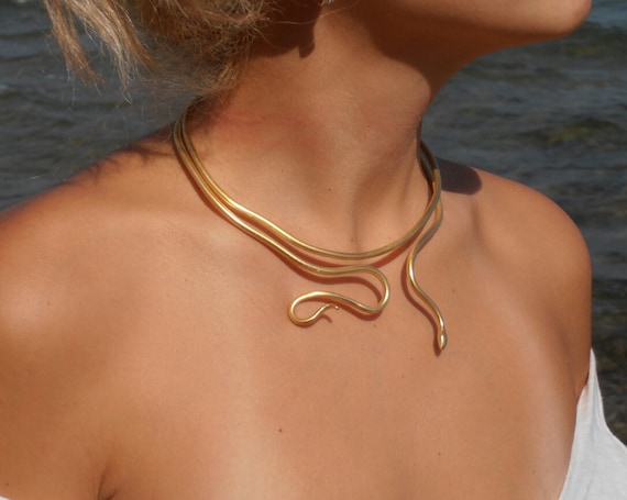 Gold snake choker necklace deals