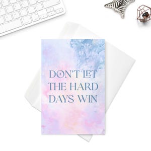 No dejes que los días difíciles ganen / Tarjeta de felicitación inspirada en ACOTAR / Una corte de rosas y espinas / Partidaria Feminista Kamala