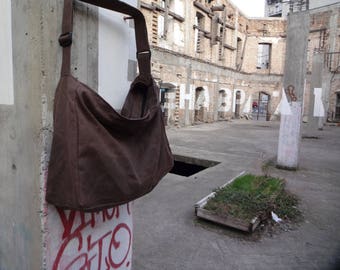 Waxed Canvas Messenger Bag, Unisex Bag, Zipped Messenger Bag, Diaper Bag, Medium weekender bag