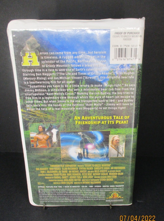 Escape to Grizzly Mountain (VHS 2002 Clamshell) Dan Haggerty, Miko