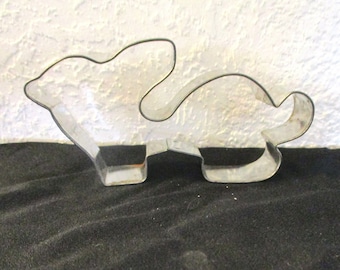 Vintage Metal Rabbit/Bunny Cookie Cutter-2" Tall-Easter