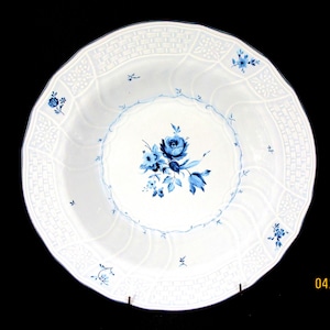 Mikasa Sheffield Precious Blue 10&quot; Round Vegetable Bowl Discontinued