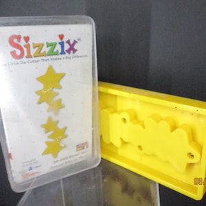 Sizzix Stars Border Yellow Die W/ Case Provo Craft Scrapbook Excellent Condition
