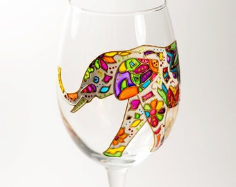 Elephant Wine Glasses Hand Painted Wedding glasses, Personalized Wine Glasses Custom wine glass