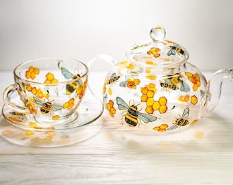 Personalized Tea Set, Bee Teapot with Cups and Saucers, Mothers Day Gift