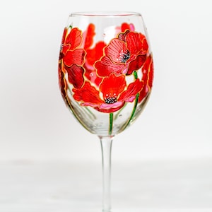 Red Poppies Wine Glass Hand Painted, Birthday Gift for Women Floral Wine Glasses