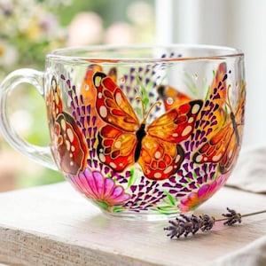 Monarchfalter-Tasse, Schmetterlings-Großmutter Geschenk, personalisierte Garten-Liebhaber-Tasse