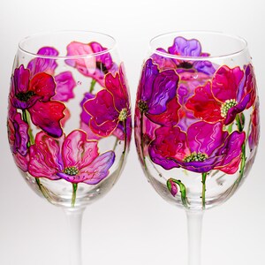 Personalized Wine Glasses Floral gift for Mom -  Birthday Gift Wine Lover