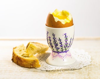 Custom Egg Cup Easter Egg Holder - Personalized Easter Table Decoration - Personalised Egg Cup