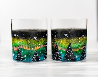 Personalized Northern Lights Whiskey Glass Set: Hand-Painted Forest Scene