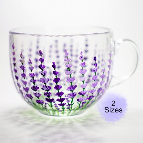 Personalisierte Lavendeltasse, Geschenk für Mama, handbemalte Tasse mit Blumenmuster, Muttertagsgeschenk
