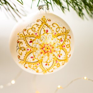 Décorations de noël peintes à la main, ornements de flocon de neige, boule en or blanc et Rose, cadeau de noël, décoration moderne image 6