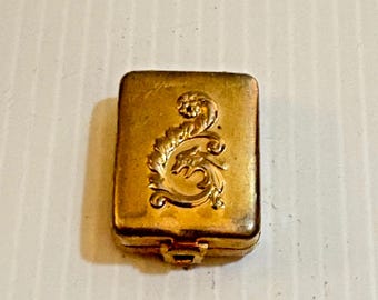 Vintage Gucci Pill Case Travel Soap Case Trinket Gold Tone Good