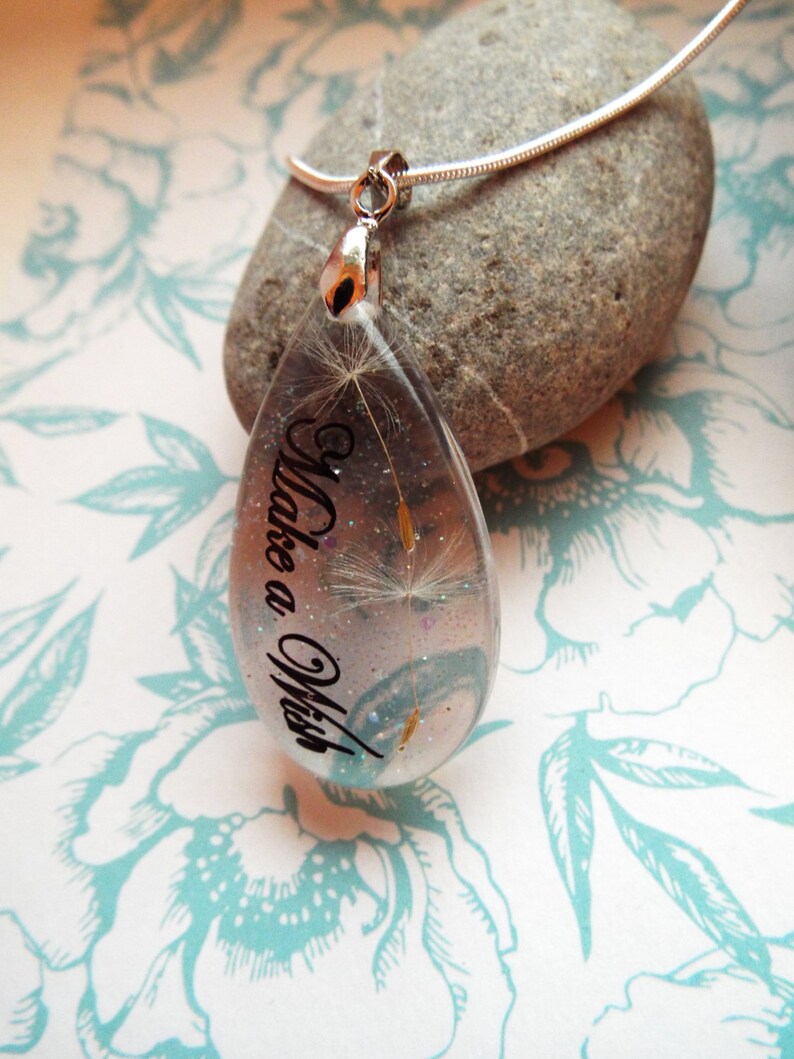 Tear Drop Resin Pendant Encasing 2 Dandelion Seeds and Glitter Etsy UK